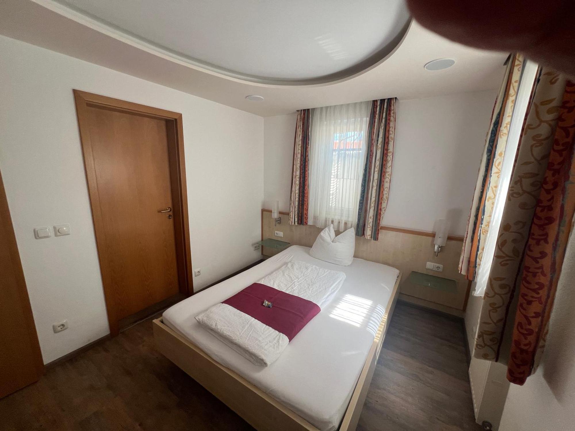 Hotel Garni St.Georg Sankt Wolfgang  Quarto foto